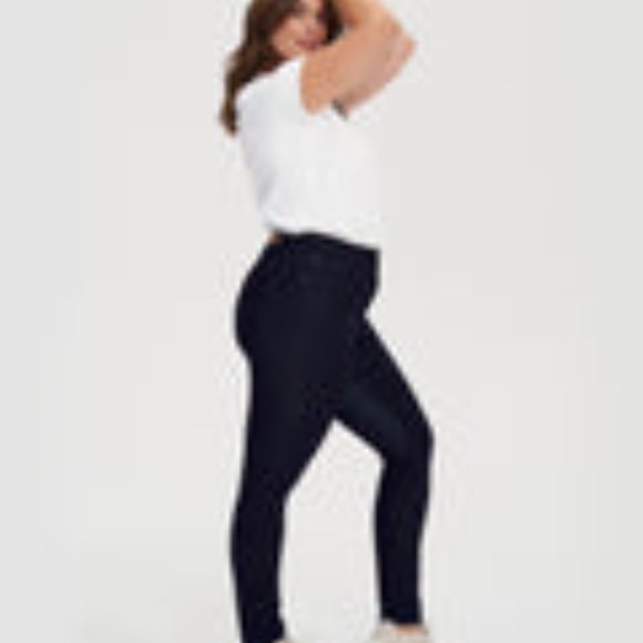 Yoga jeans size 31. Taille haute. Modèle Rachel. Neuf, sans les étiquettes. - Picture 6 of 12